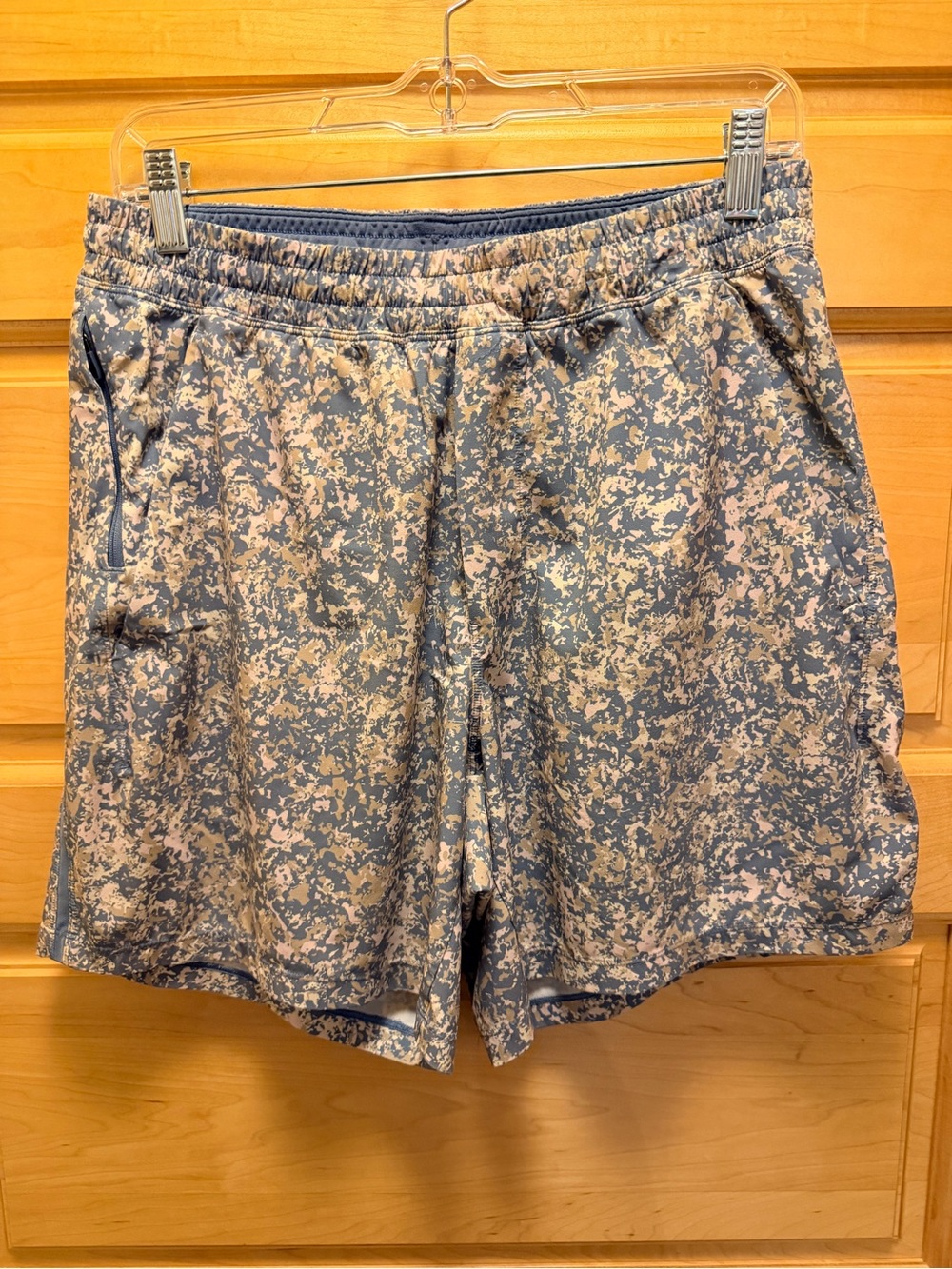 lululemon athletica Men's Pace Breaker Shorts - Picture 1 of 3